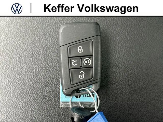 New 2026 Gray Volkswagen 1.5T SE image 34