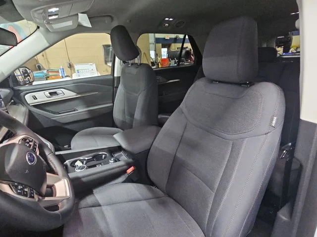 Used 2025 White Ford Active image 20