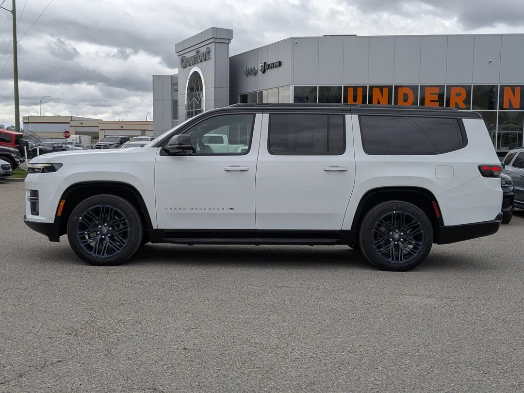 New 2026 White Jeep 85th Anniversary - - 4x4 - 3.0L Hurricane Twin Turbo - McIntosh 19 Spkr - 3 Panel Sunroof & More! image 4