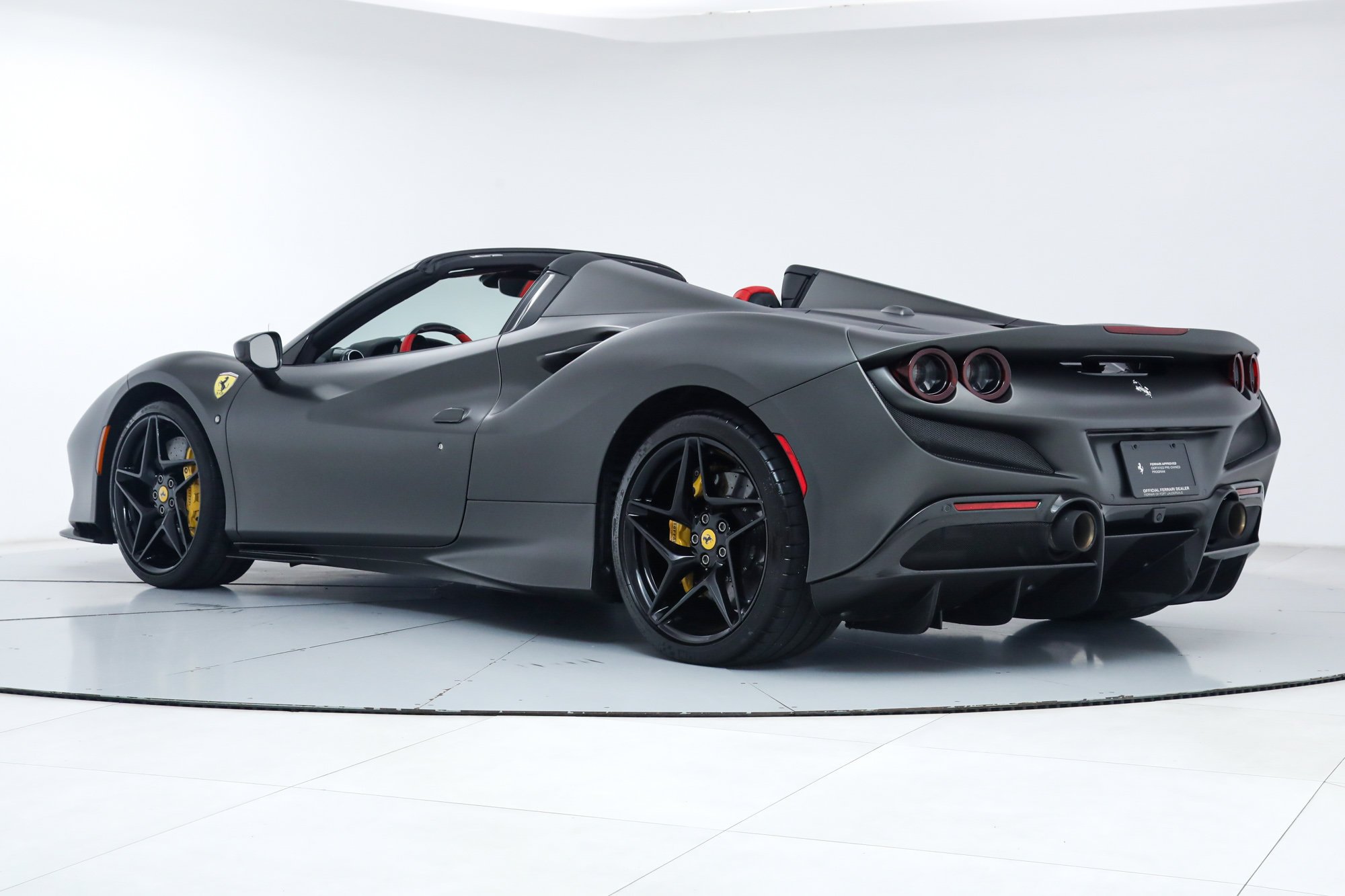 Used 2023 Gray Ferrari  image 8