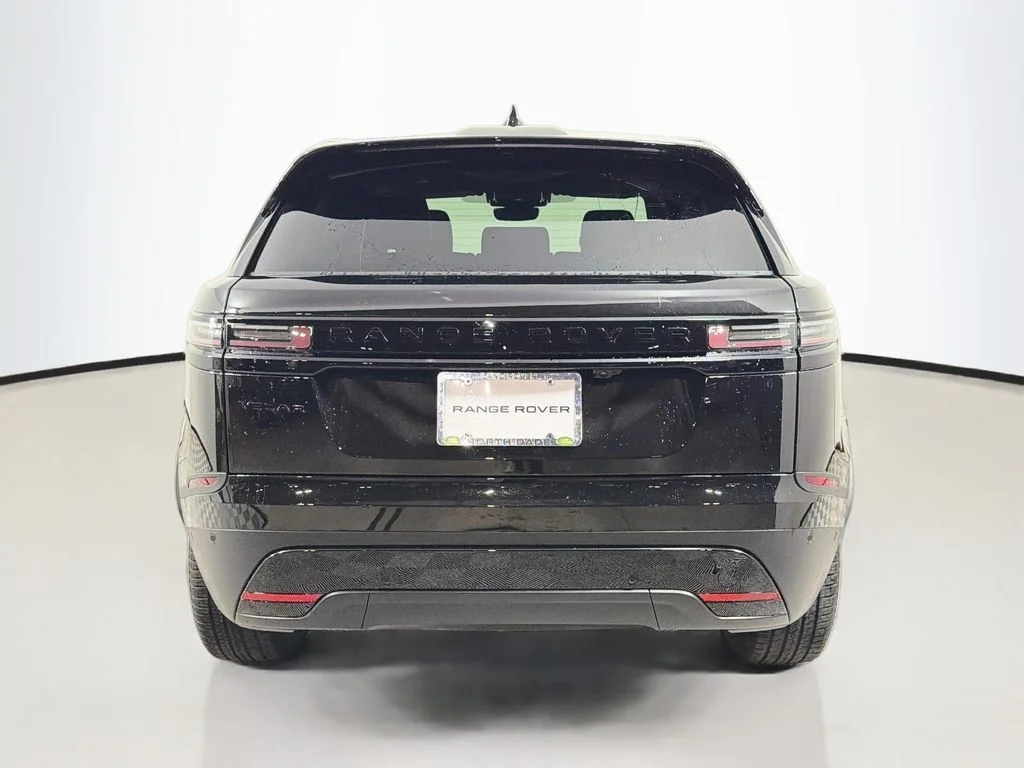 New 2026 Santorini Black Land Rover S image 6