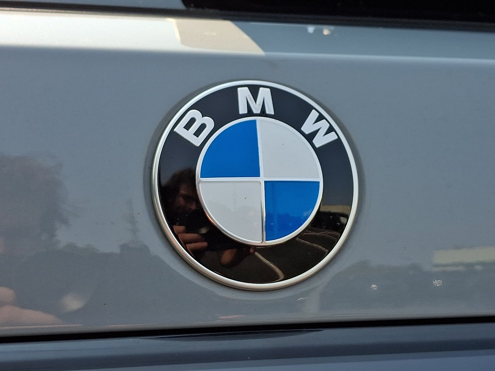 Used 2024 Brooklyn Grey Metallic BMW xDrive40i image 41