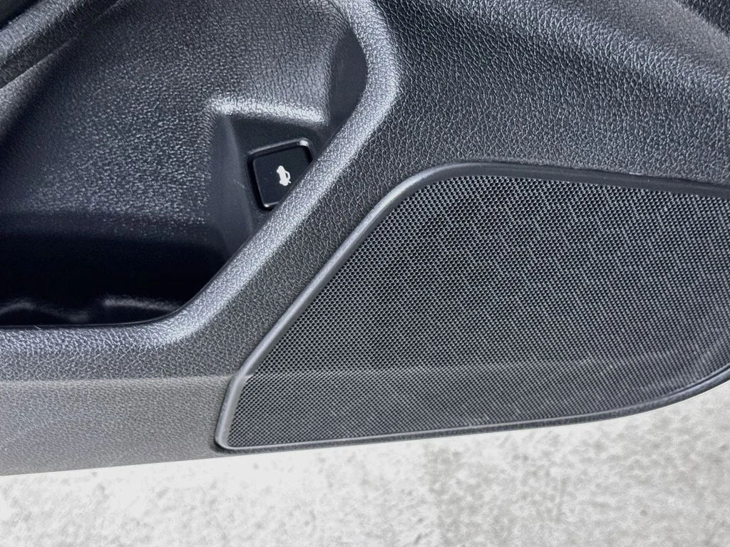 Used 2018 Black Honda Touring image 22