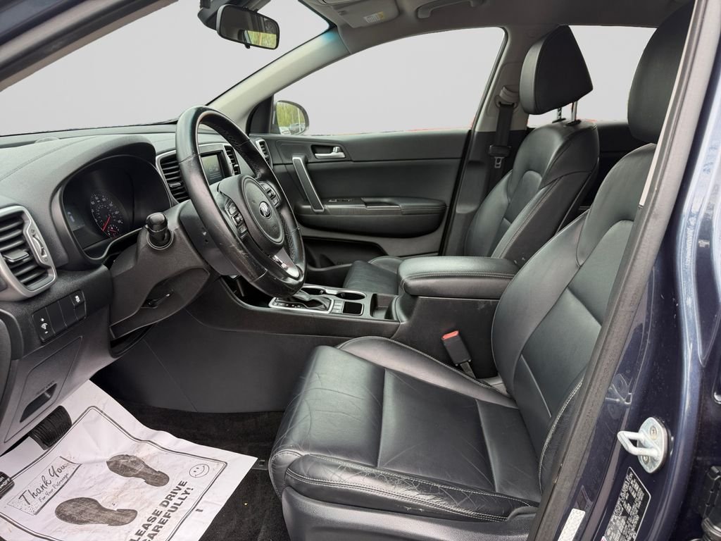 Used 2017 Blue Kia EX image 10