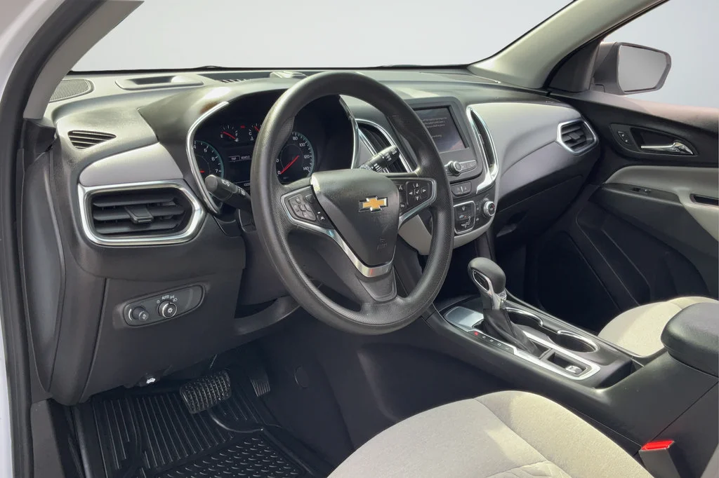 2024 Chevrolet Equinox LS - Photo 25