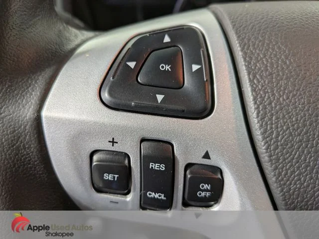 Used 2015 Silver Ford XLT image 30