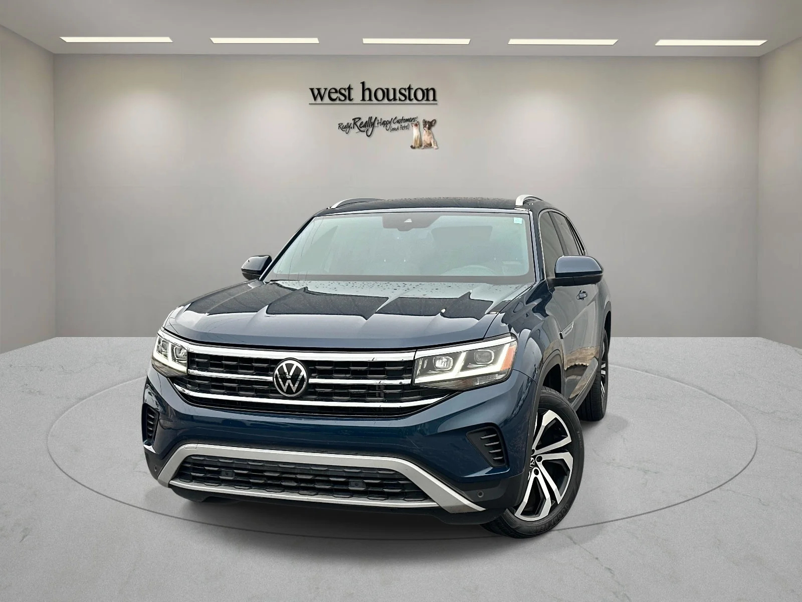 2022 Volkswagen Atlas Cross Sport 3.6L V6 SEL 4MOTION's photo