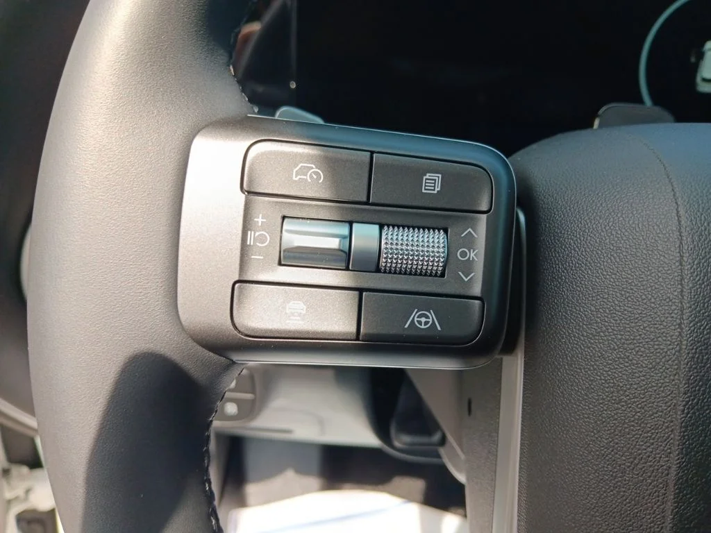 Used 2026 Creamy White Pearl Hyundai Limited image 18
