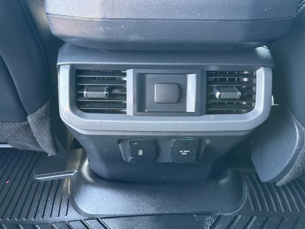 Used 2024 Blue Ford Lariat image 20