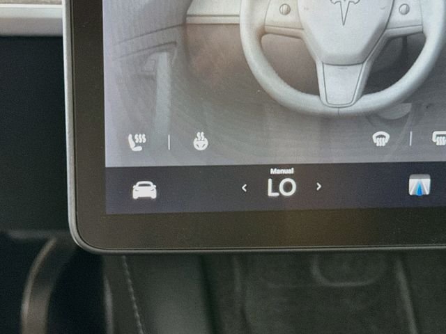 Used 2021  Tesla Long Range image 20