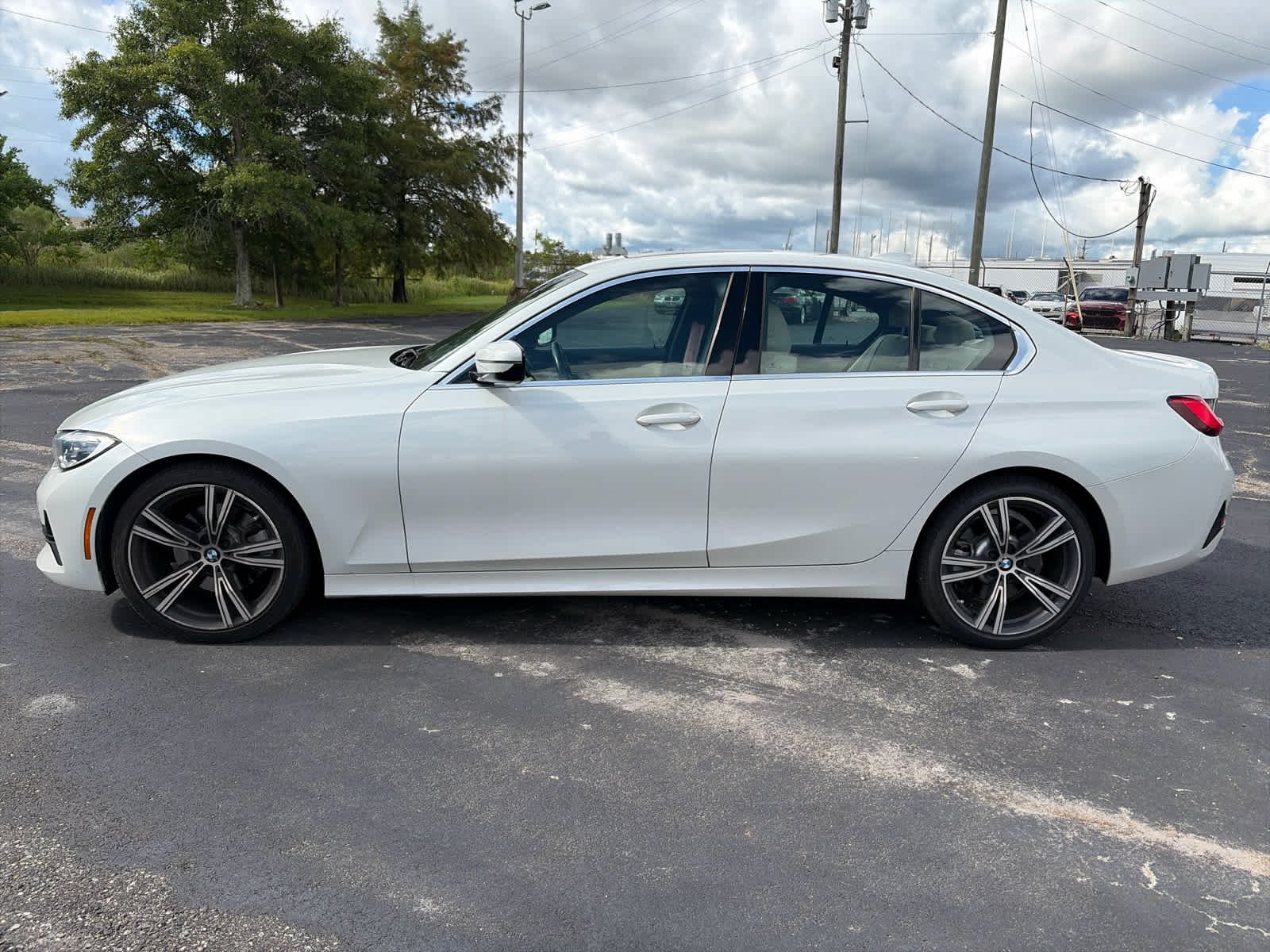 Used 2020 Mineral White Metallic BMW 330i image 5