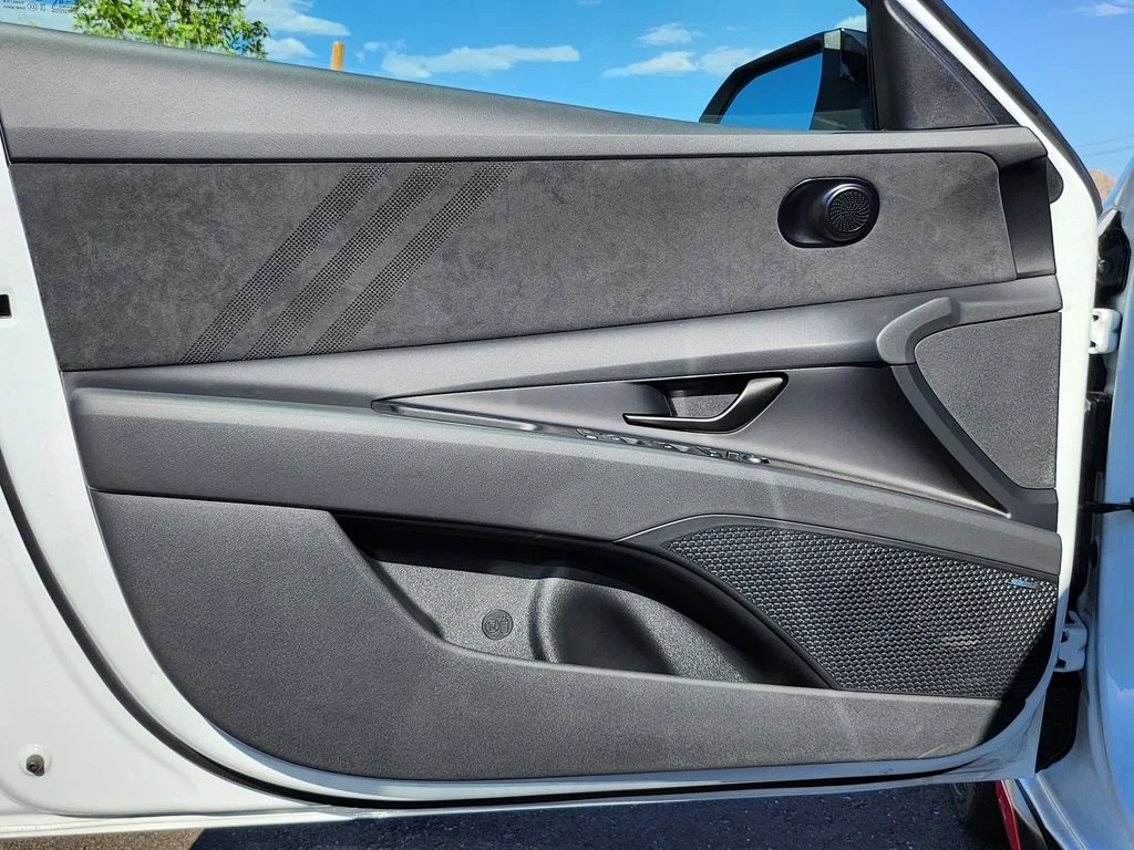 New 2026 White Hyundai Base image 30