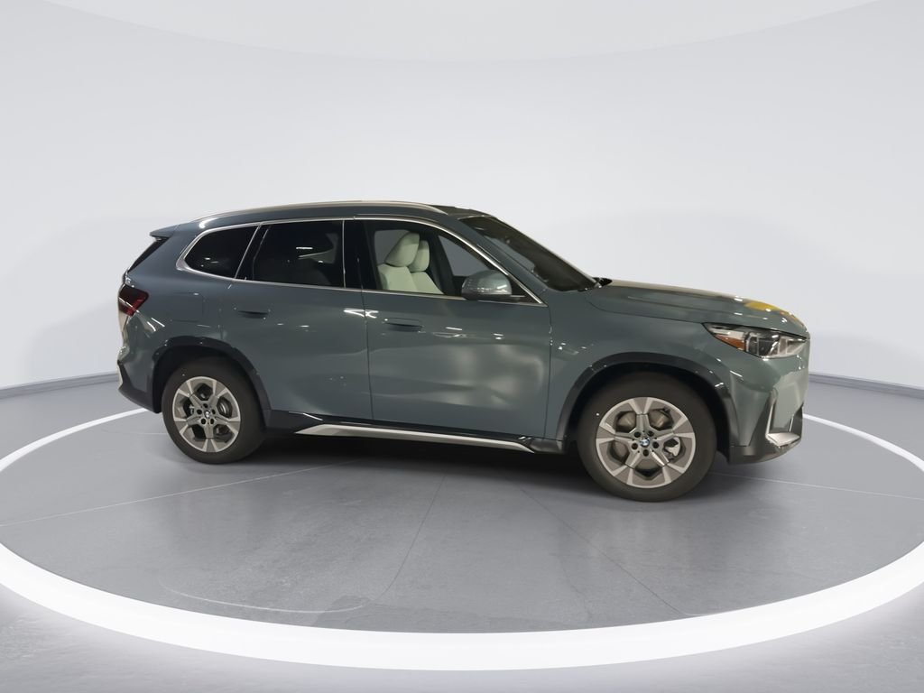 2026 BMW X1 28i - Photo 9
