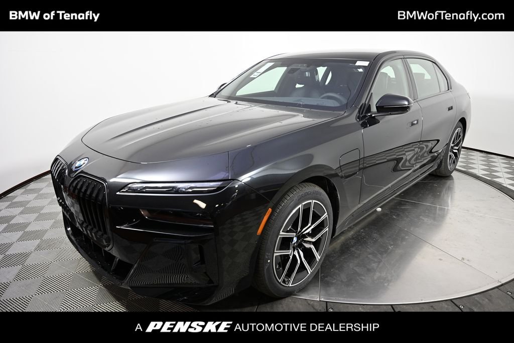2026 BMW 7 Series 750e xDrive Sedan's photo