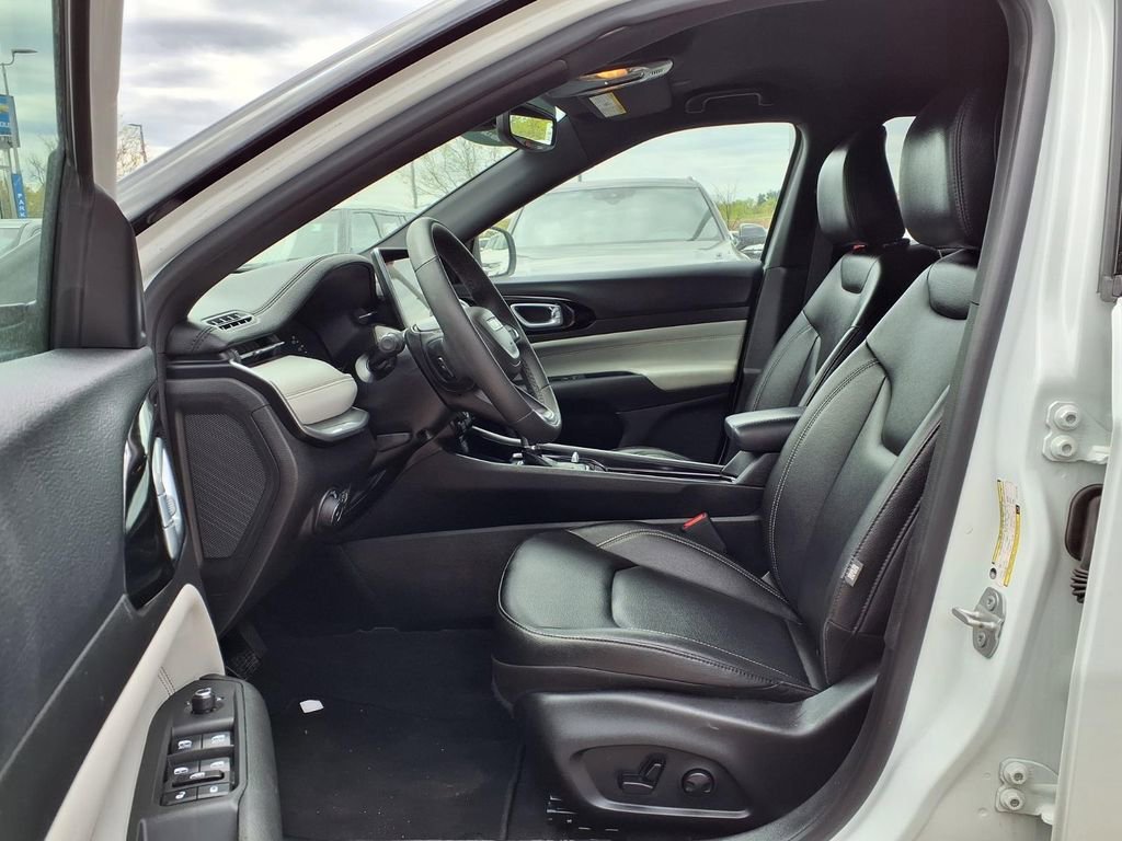 2025 Jeep Compass Limited - Photo 21