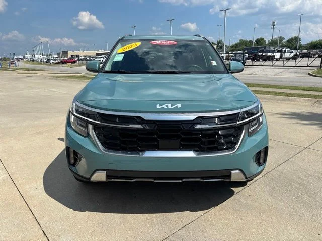 Used 2025 Blue Kia SX image 5