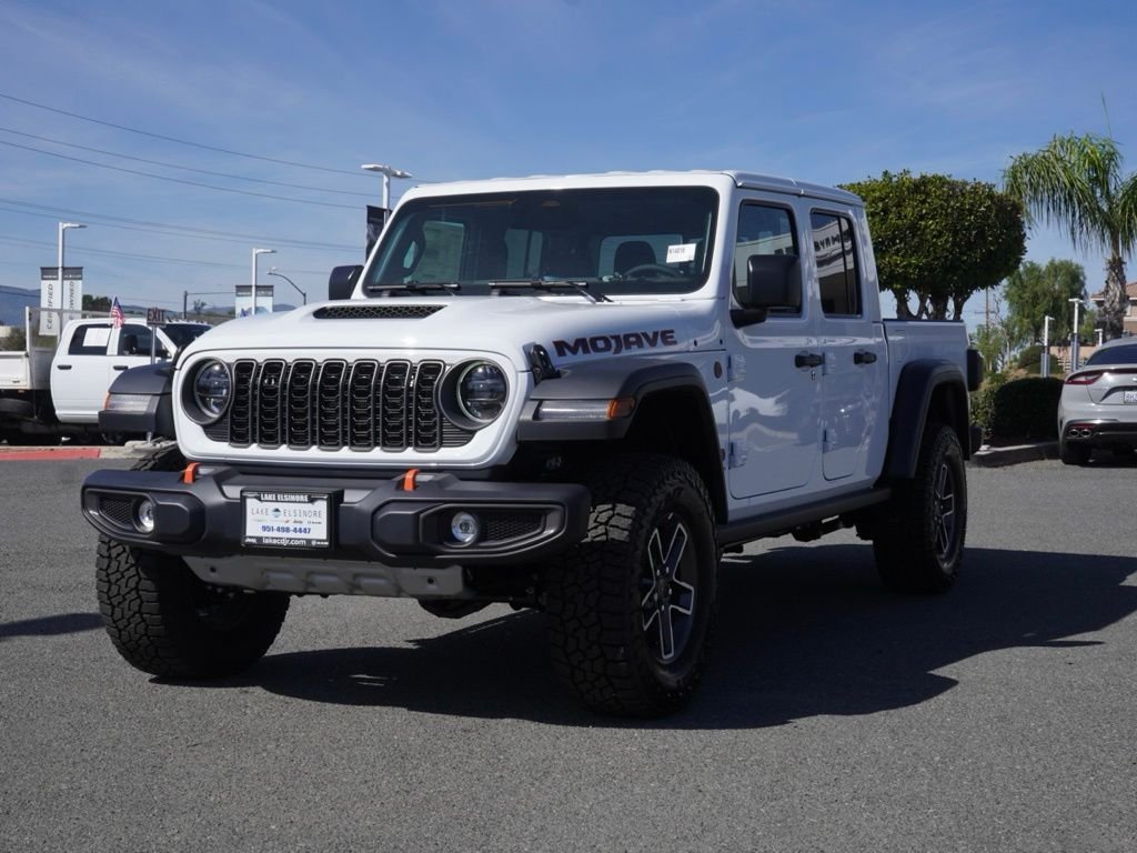New 2026 Bright White Clear-Coat Exterior Paint Jeep Mojave image 6