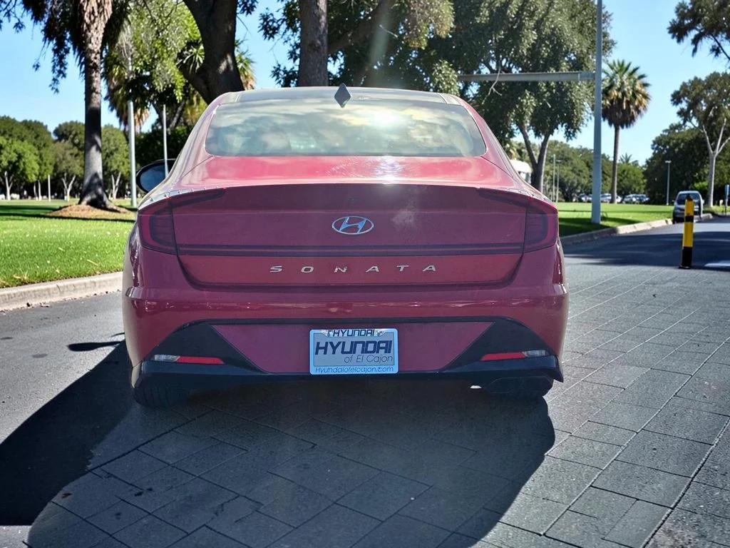 Used 2020 Red Hyundai SEL image 6
