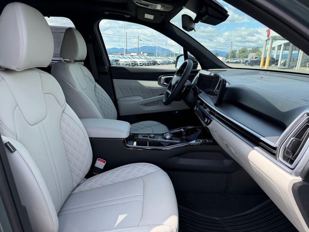 New 2026 Cityscape Green Kia X-Line SX Prestige AWD image 12