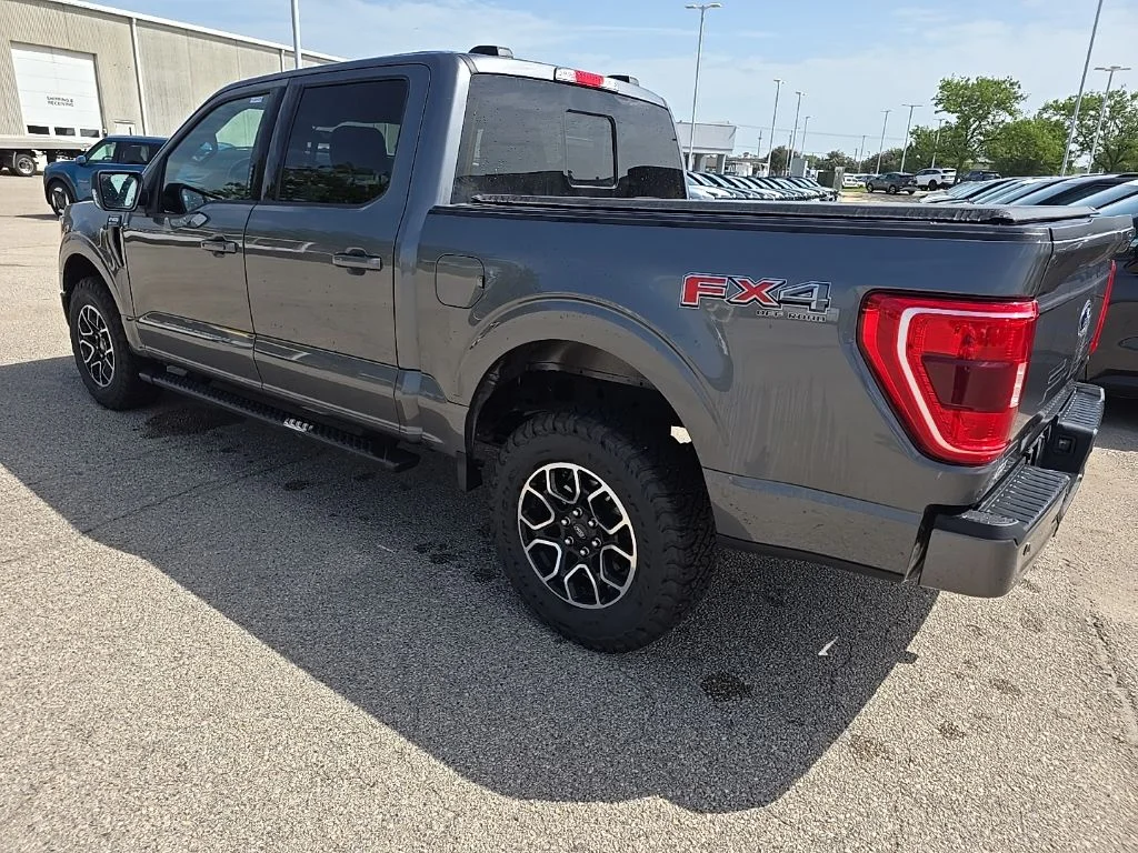 Certified Used 2022 Gray Ford XLT image 5
