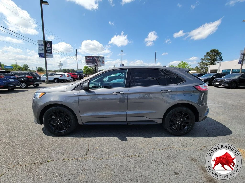 Used 2023 Gray Ford ST Line image 2