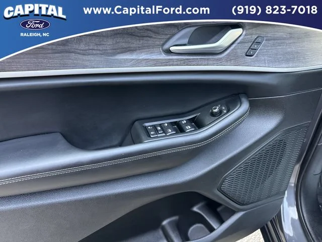 Used 2025 Gray Jeep Limited image 20