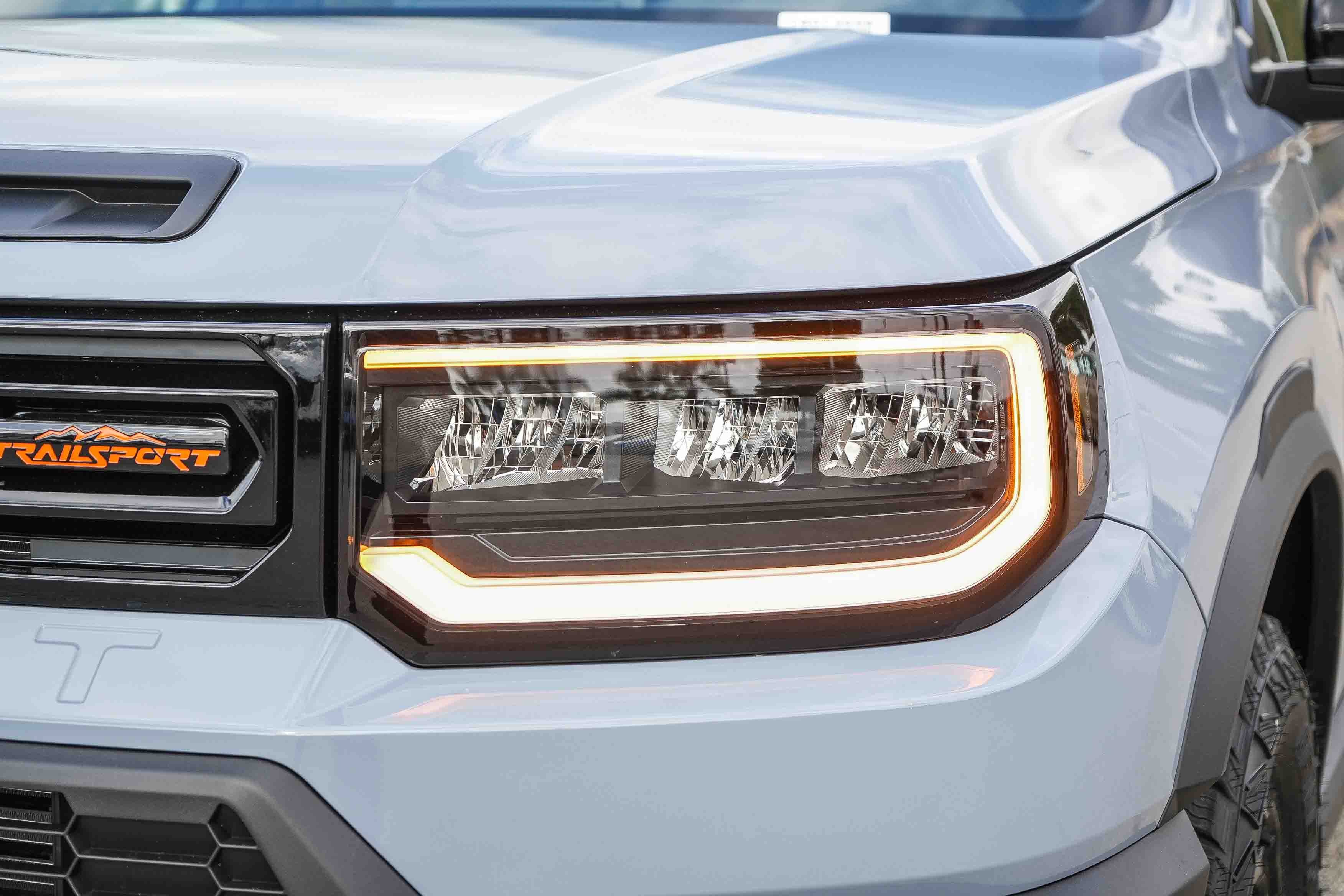 New 2026 Sonic Gray Pearl Honda TrailSport Elite Blackout image 4