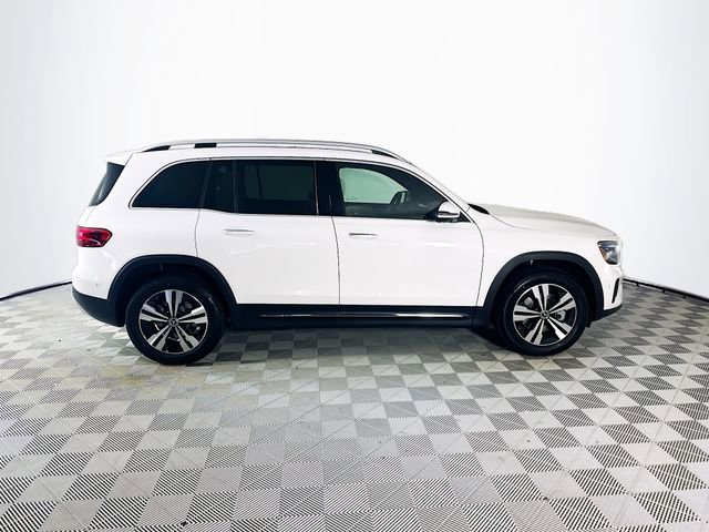 New 2026 Polar White Mercedes-Benz GLB 250 image 38
