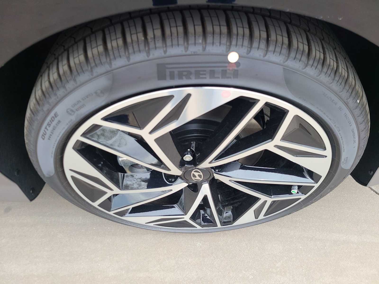 Certified Used 2023 Onyx Black Hyundai SEL image 16