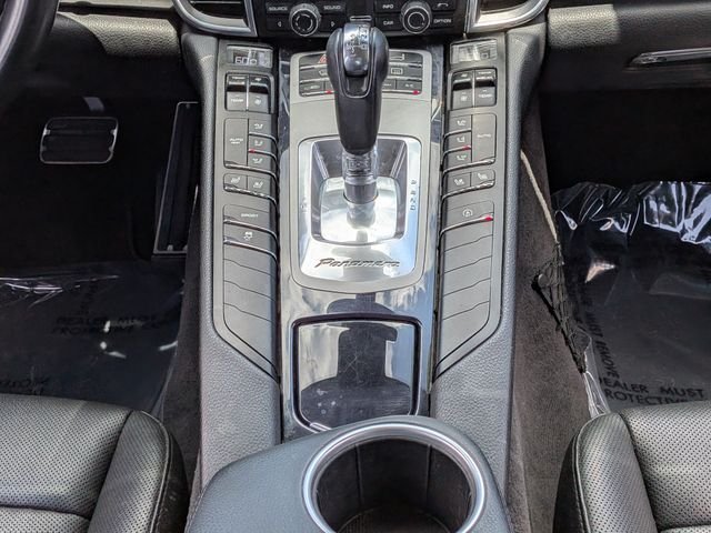 2015 Porsche Panamera Base - Photo 19