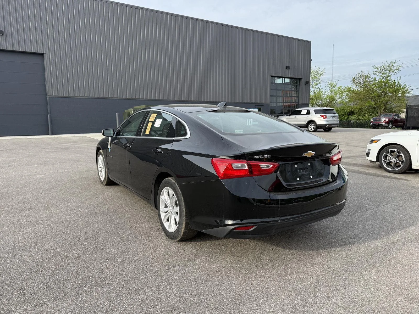 Used 2024 Mosaic Black Metallic Chevrolet 1LT image 5