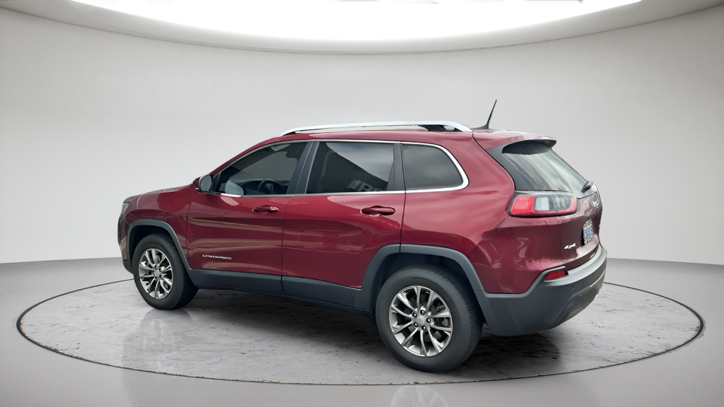 Used 2020 Velvet Jeep Latitude Plus image 5
