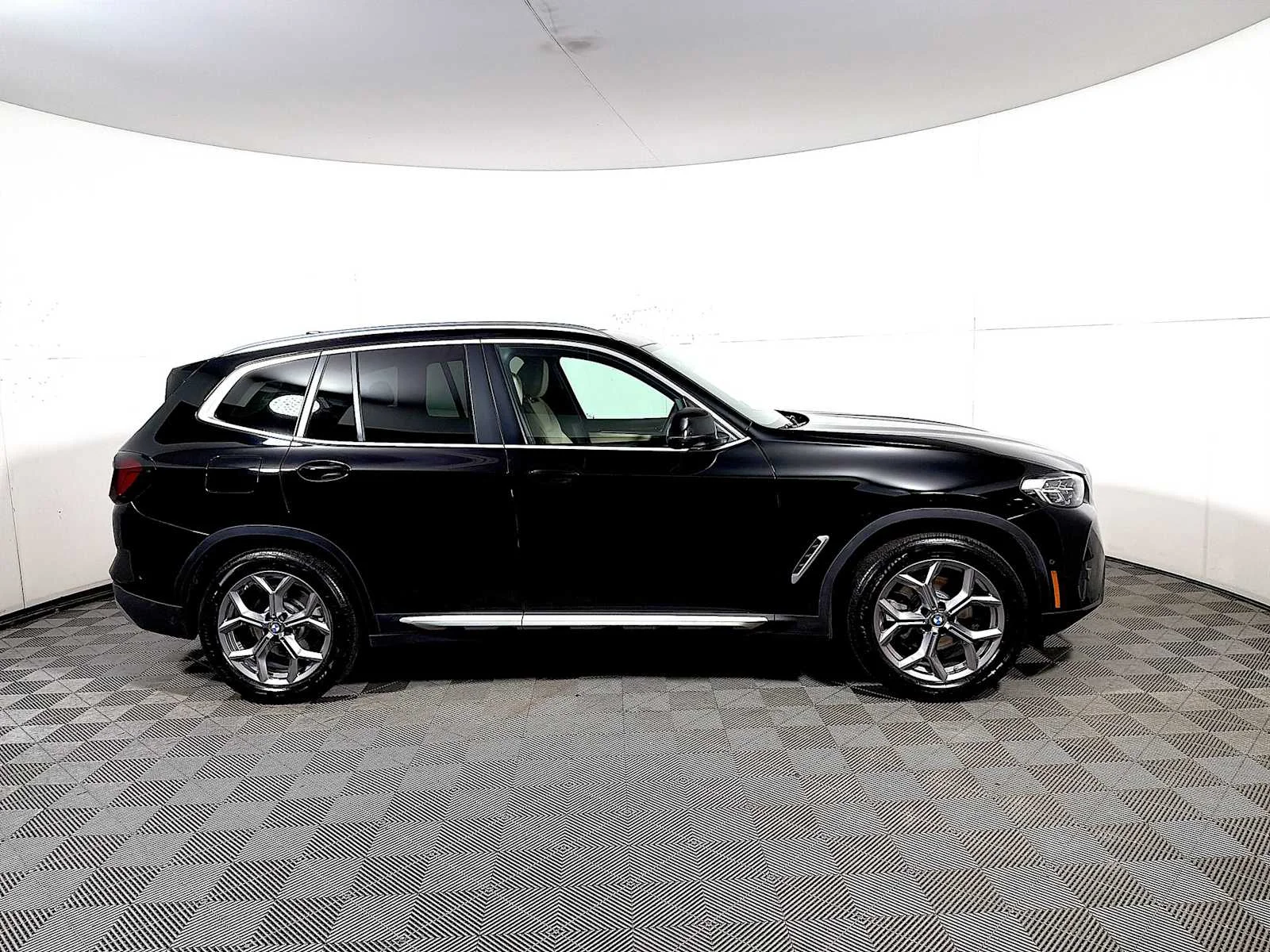 Certified Used 2023 Jet Black BMW xDrive30i image 7
