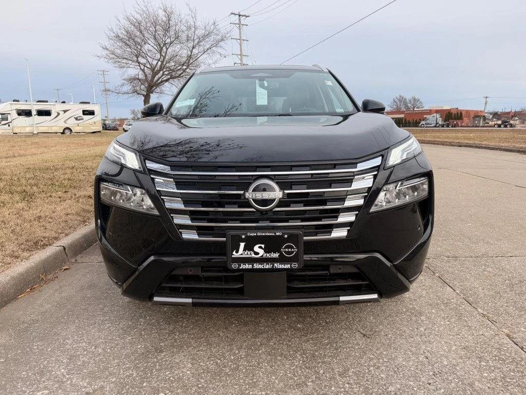 New 2026 Super Black Nissan Platinum image 27