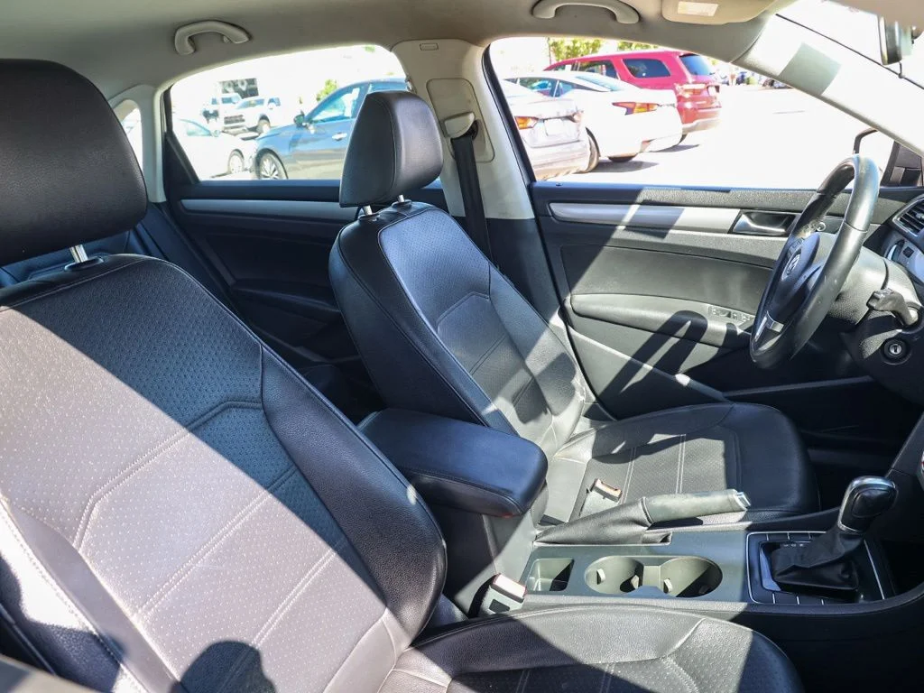 Used 2015 Gray Volkswagen 1.8T S image 19