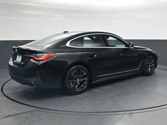Used 2023 Black BMW eDrive35 image 4
