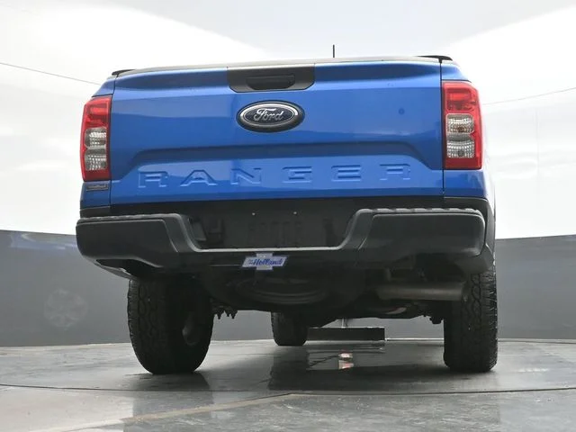 Used 2024 Blue Ford XL image 18