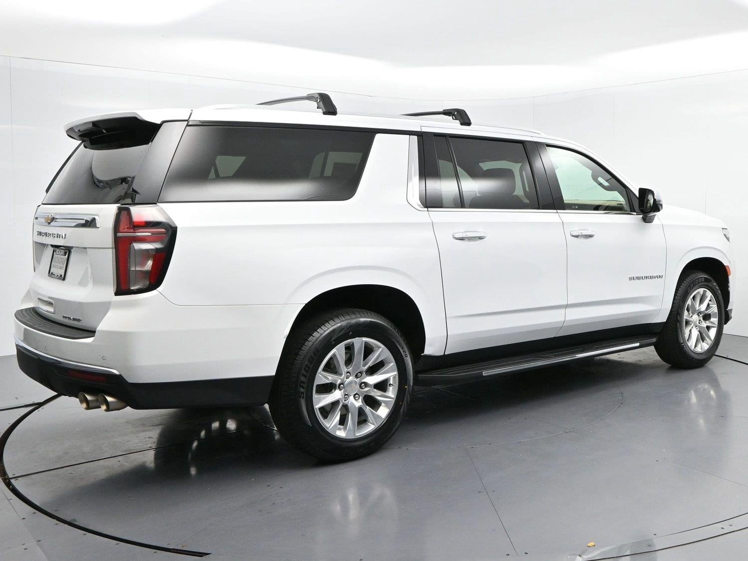 Used 2024 Summit White Chevrolet Premier image 7