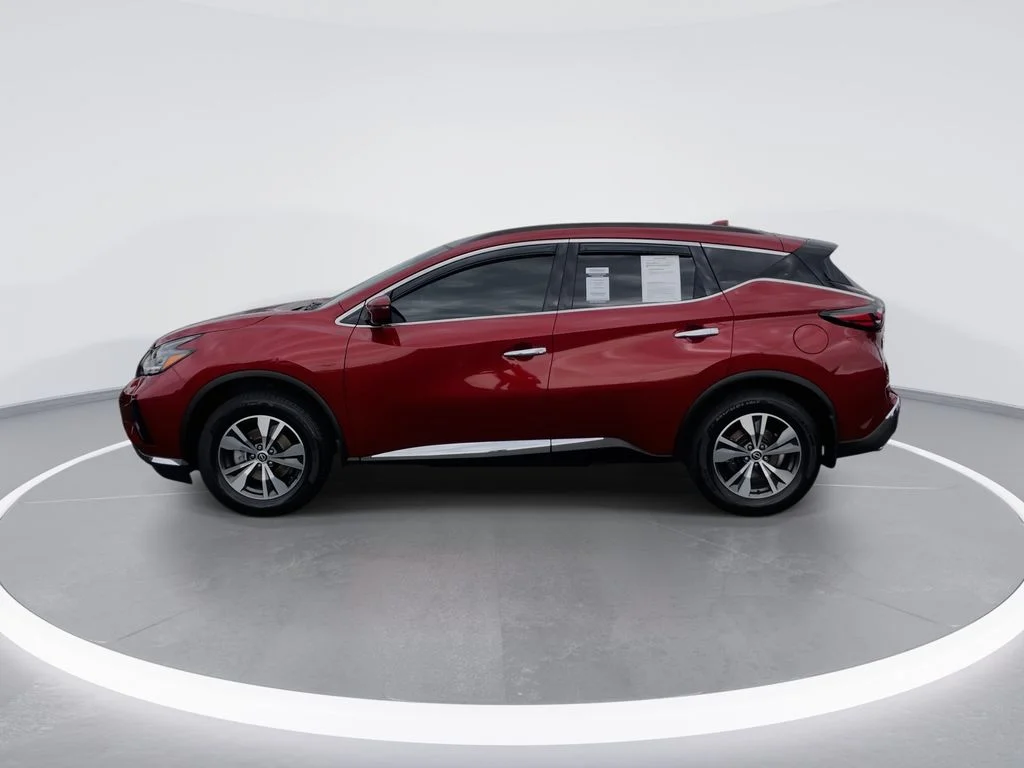 Used 2023 Red Nissan SV image 5