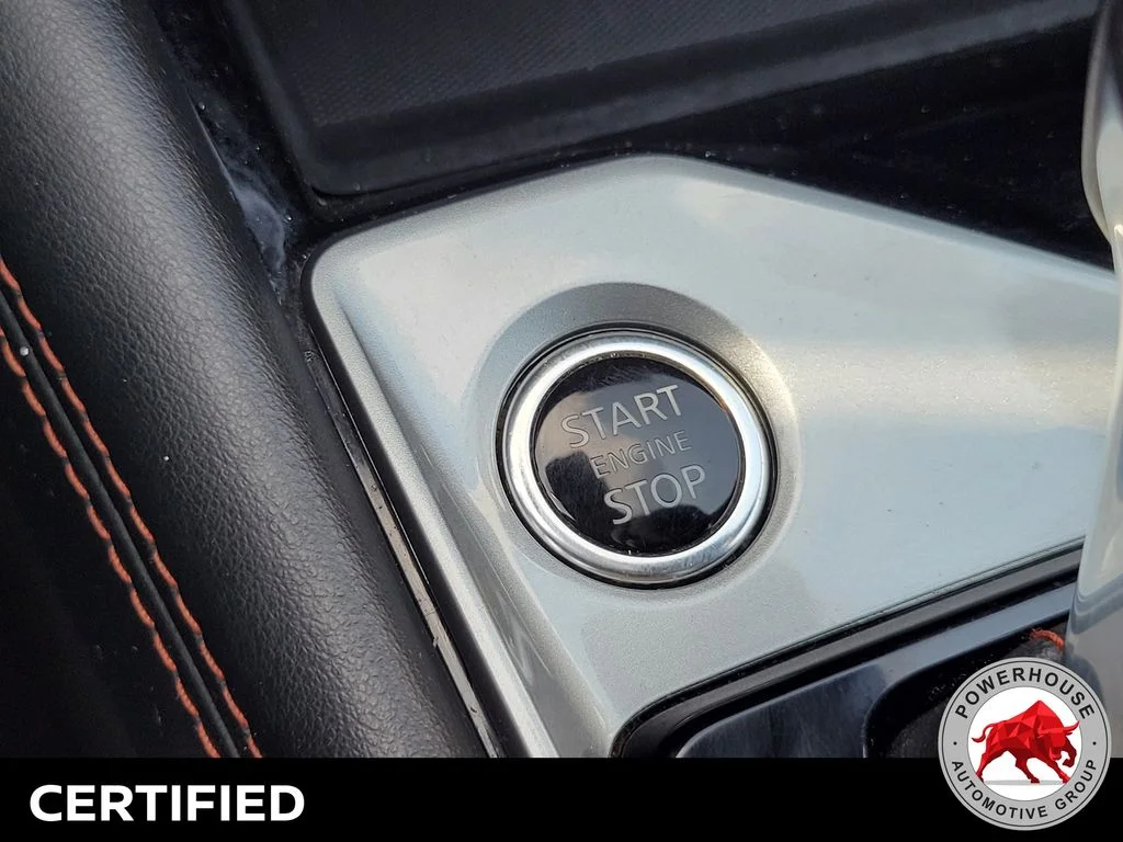 Used 2024 Silver Nissan 2.5 SR image 33