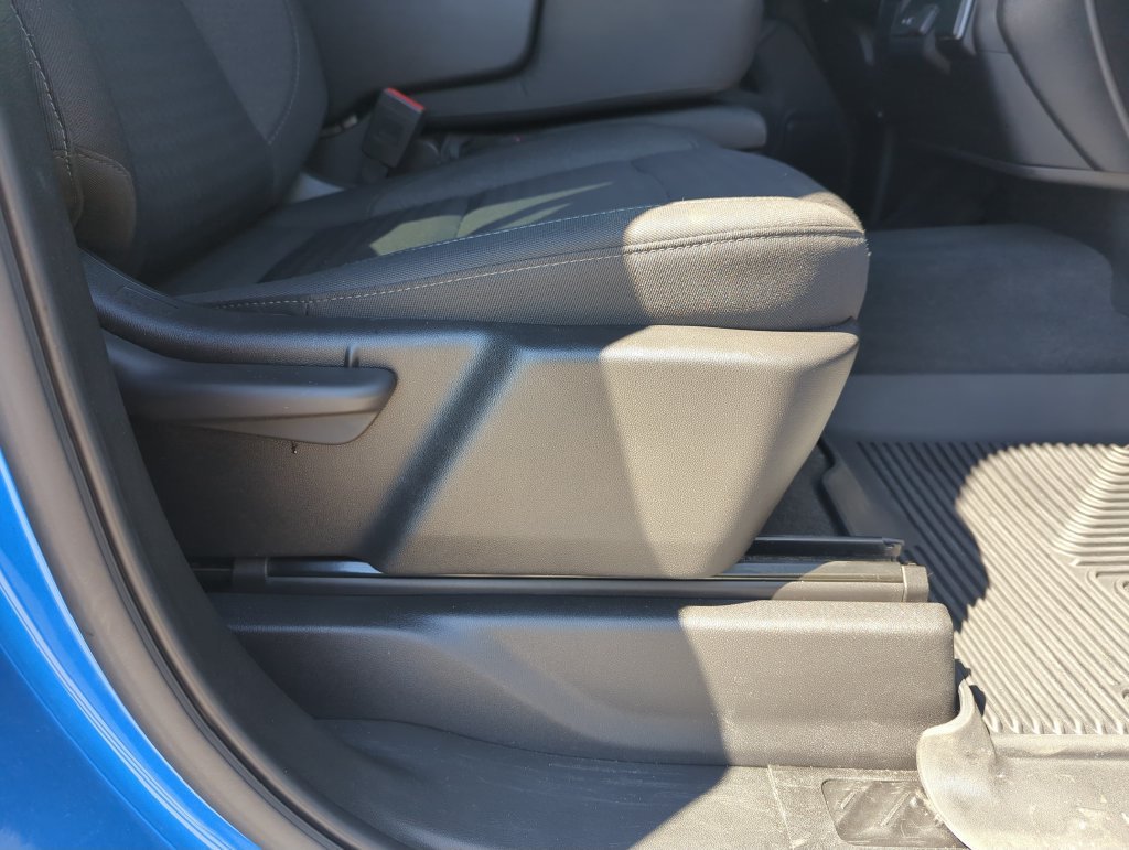 Used 2022 Blue Chevrolet Custom image 33