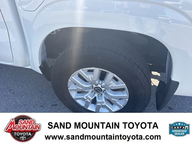 2024 Nissan Frontier SV - Photo 11