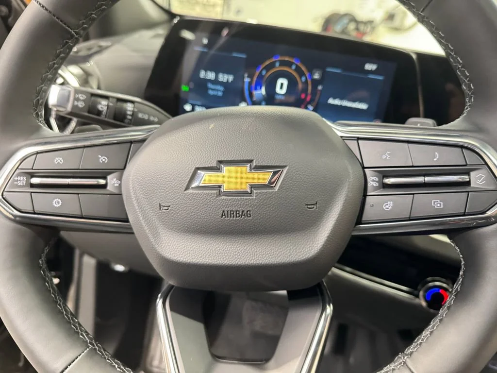 New 2026 Mosaic Black Metallic Chevrolet LT image 13