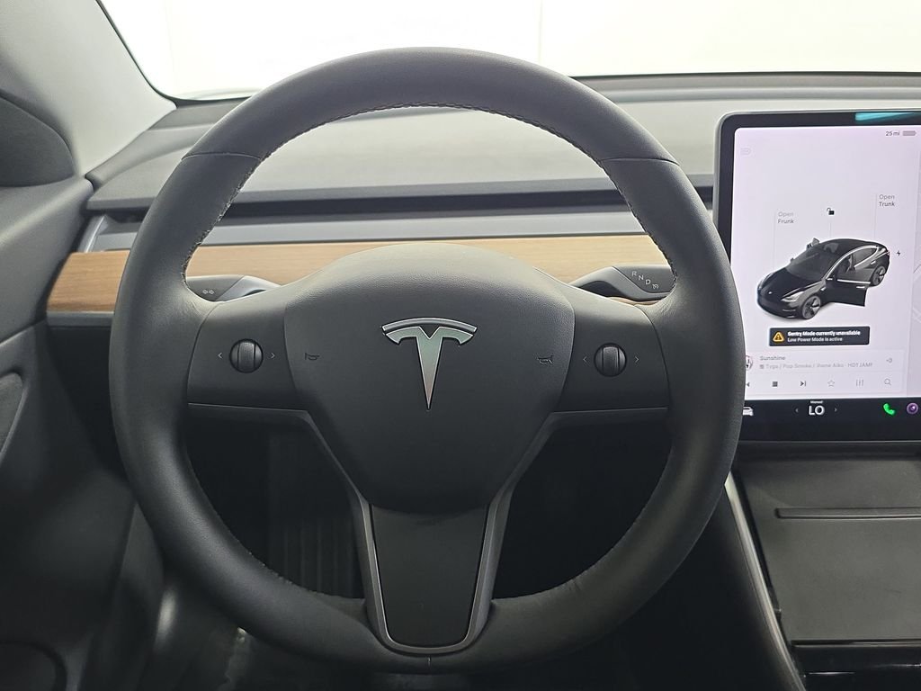 Used 2019  Tesla Standard image 14