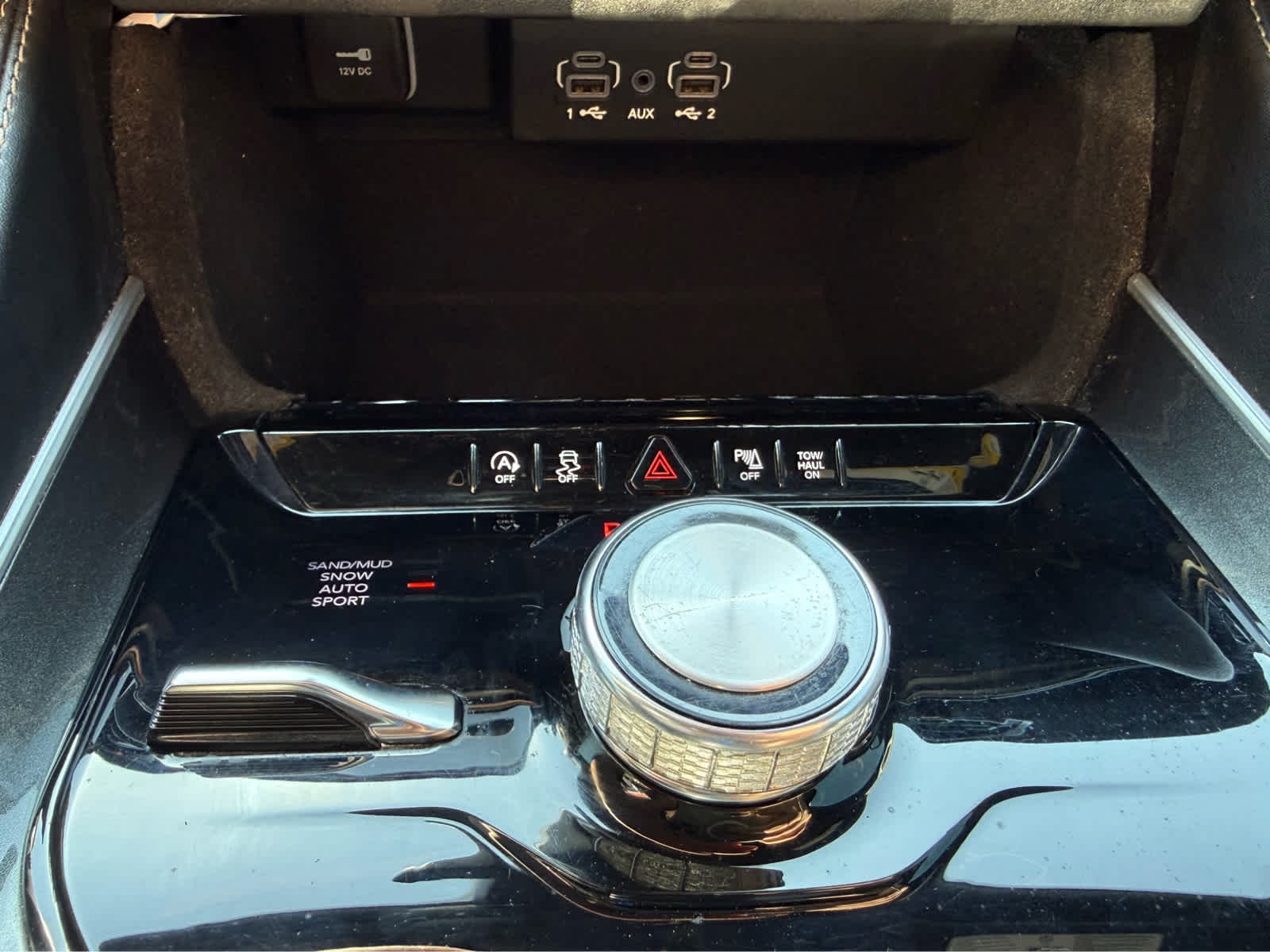 Used 2024 Bright White Clearcoat Jeep  image 23