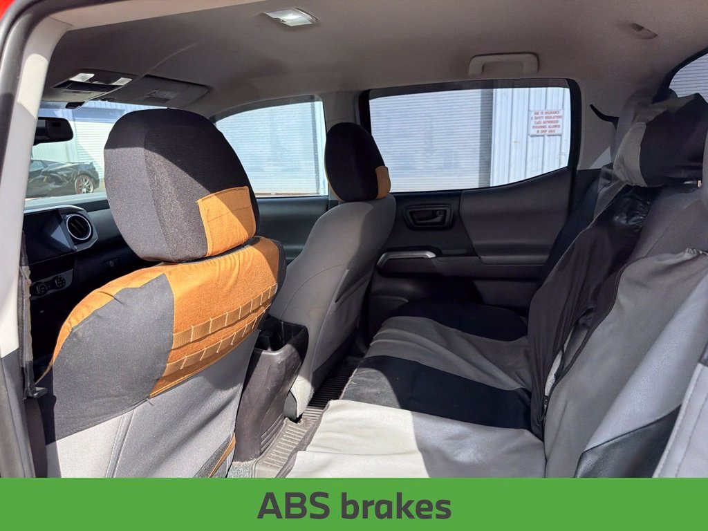 Used 2016 Red Toyota SR5 image 24