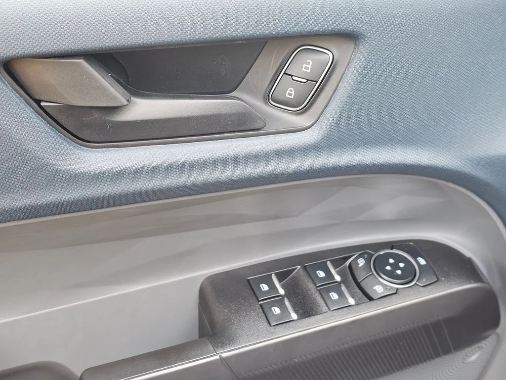 New 2025 Carbonized Gray Metallic Ford XLT image 21