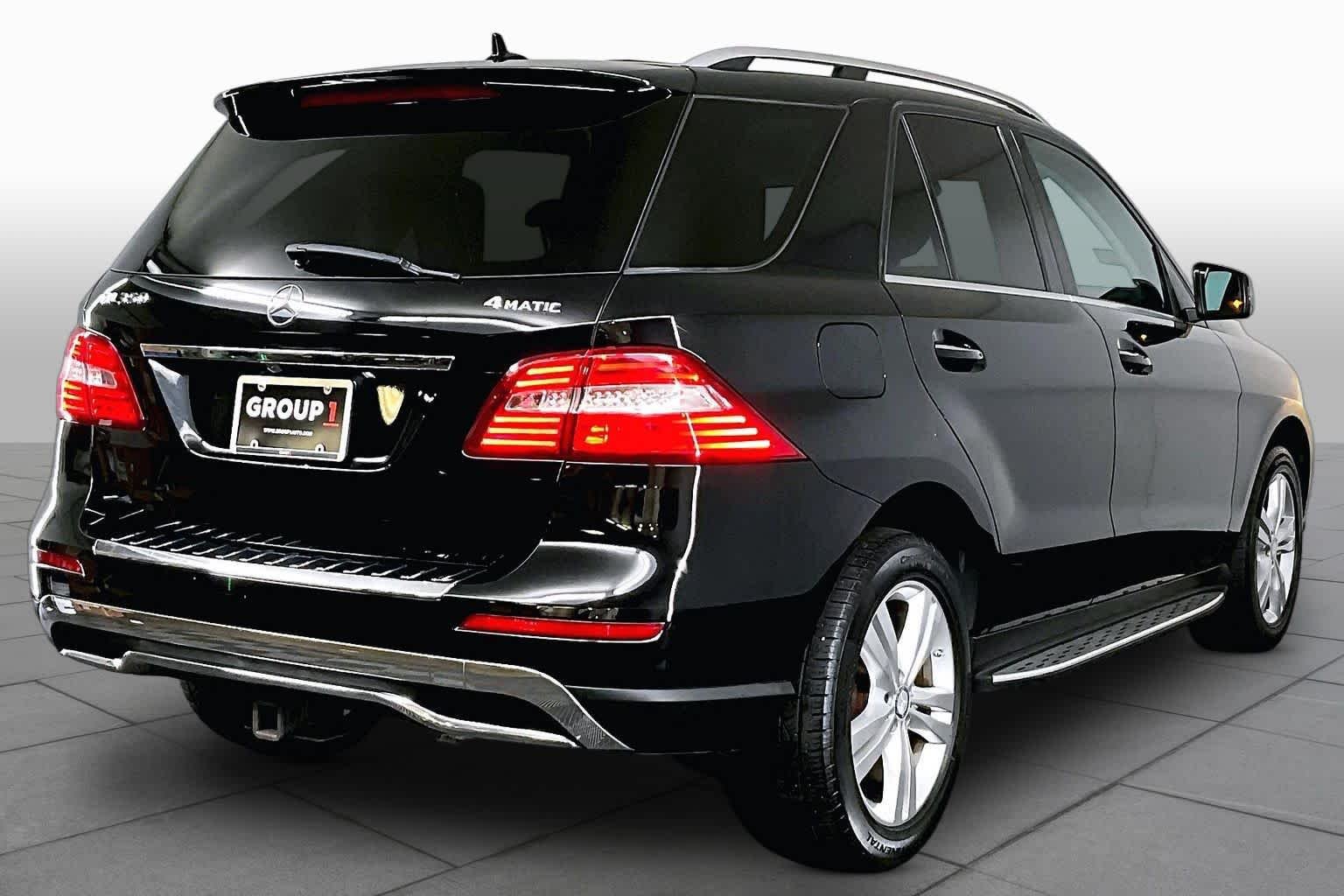 Used 2014 Black Mercedes-Benz ML 350 image 13