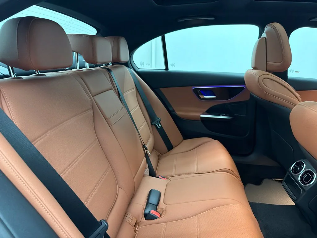 New 2027 White Mercedes-Benz C 300 image 28