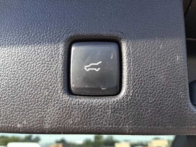 Used 2025 Blue Ford Platinum image 9